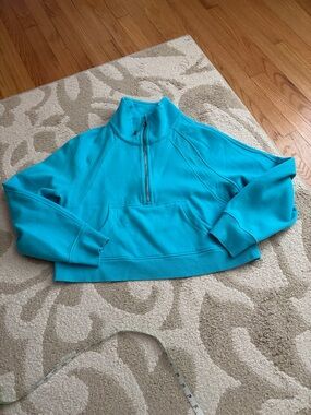 Lululemon Oversized Cropped Scuba Funnel Neck